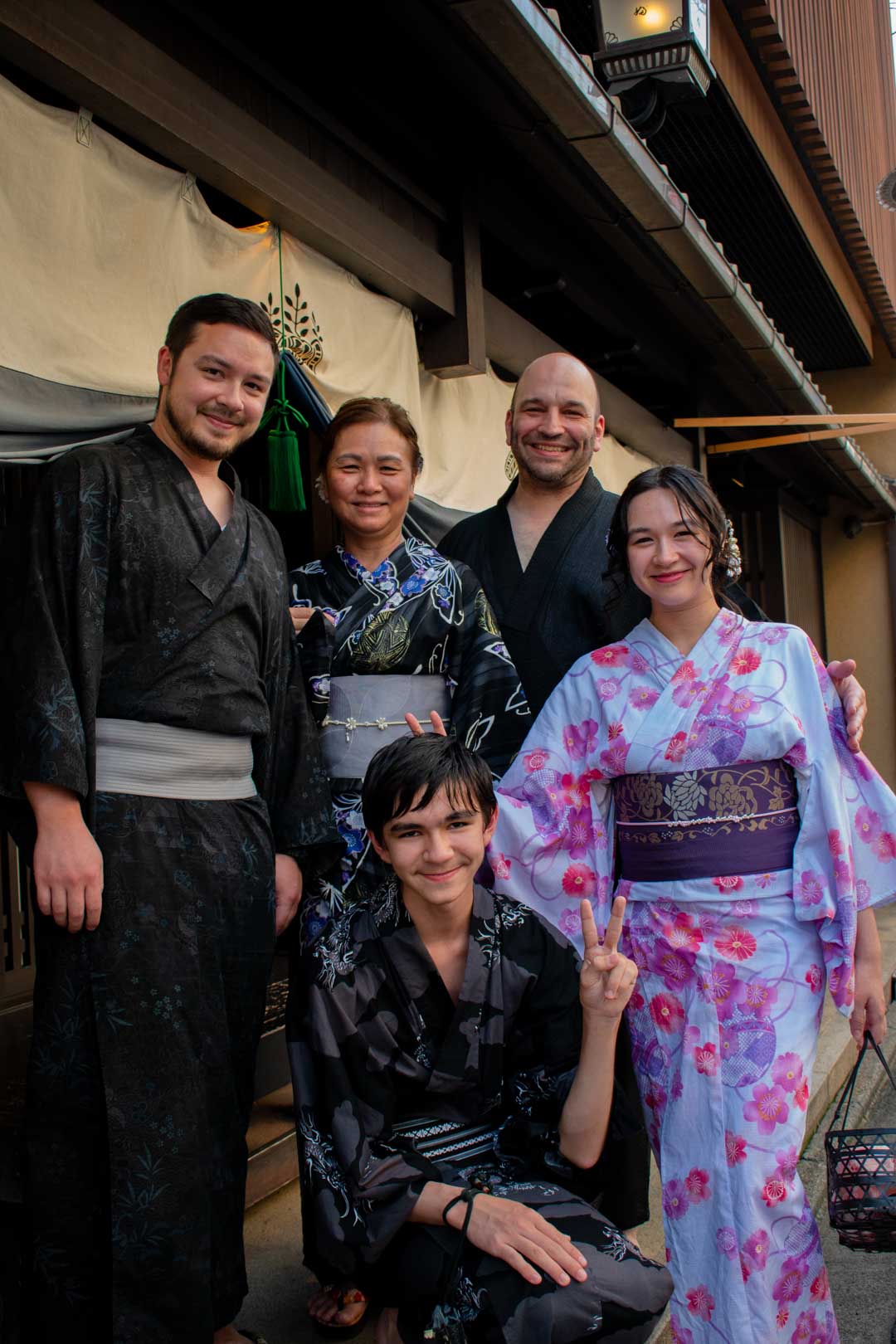 Group and Family Kimono Rental Service