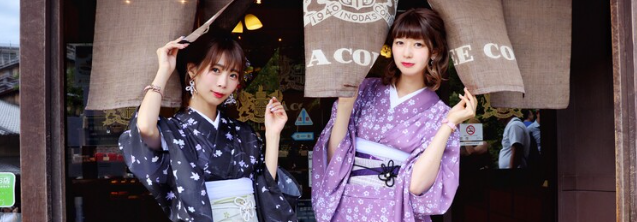 Sightseeing in Kyoto in Furisode