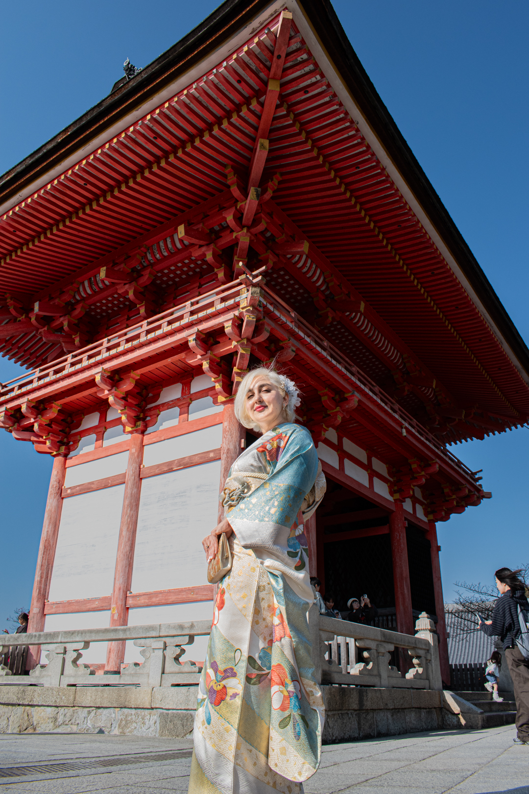 Luxury Kimono Rental Shijo Karasuma: Premium Options